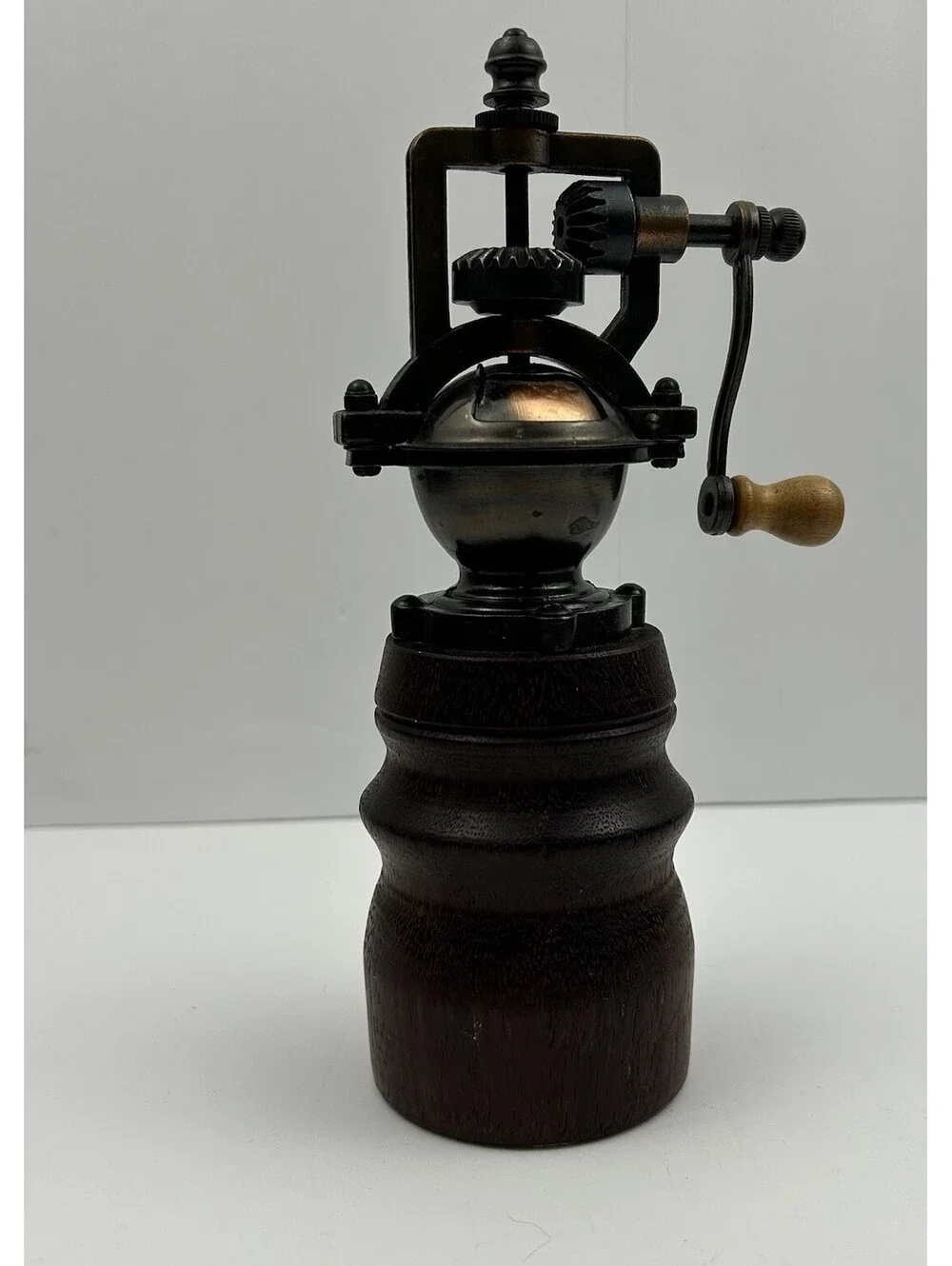 Antique Style Hand Crank Pepper Mill Grinder Vintage Copper Wood Mechanism A205